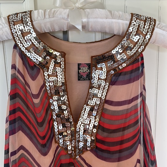 Flowy Free People Dress with sequin neckline, size Large - Picture 2 of 6